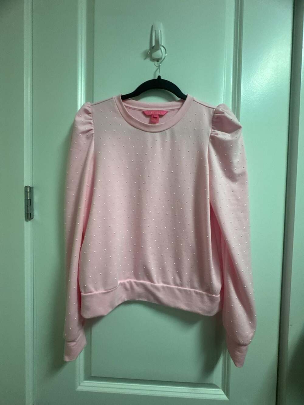 Lilly Pulitzer Pink Knit Sweatshirt with Tiny Pearl Accents and Puff  preppy, re